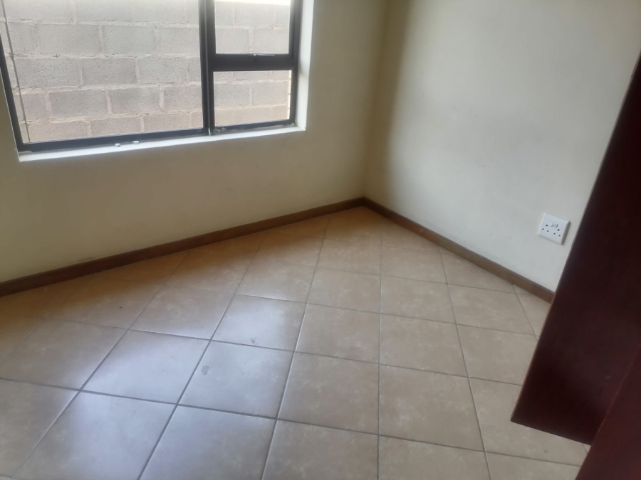 To Let 3 Bedroom Property for Rent in Pinehaven Free State